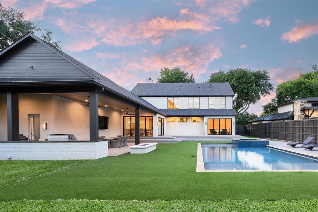 Jackson Heights 02 - Residential