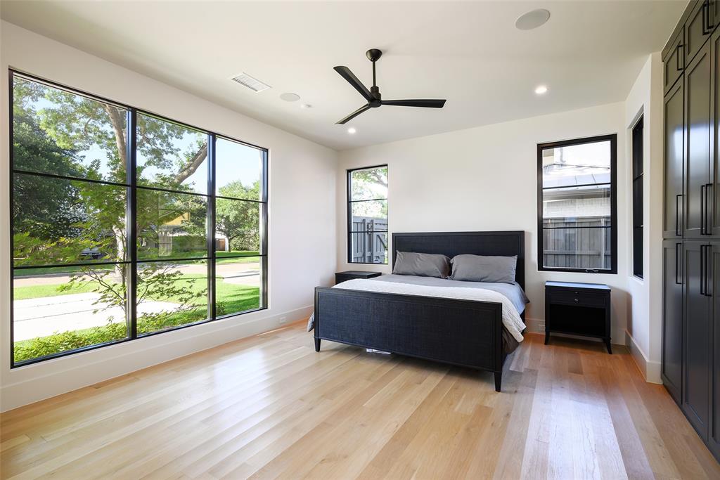 Jackson Heights 02 - Residential