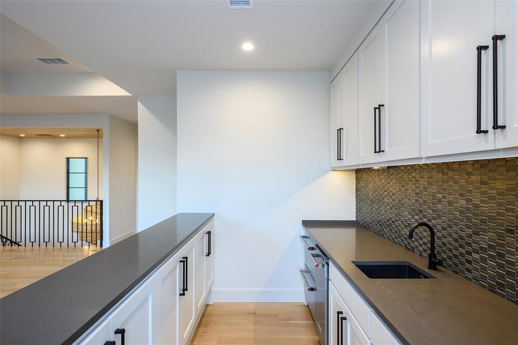 Jackson Heights 02 - Residential