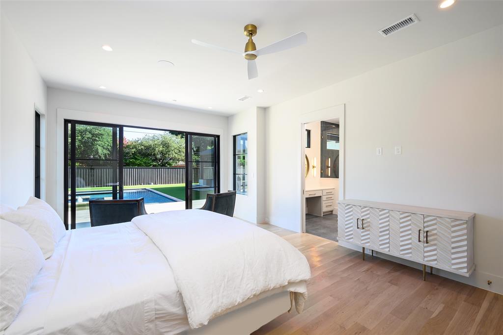 Jackson Heights 02 - Residential