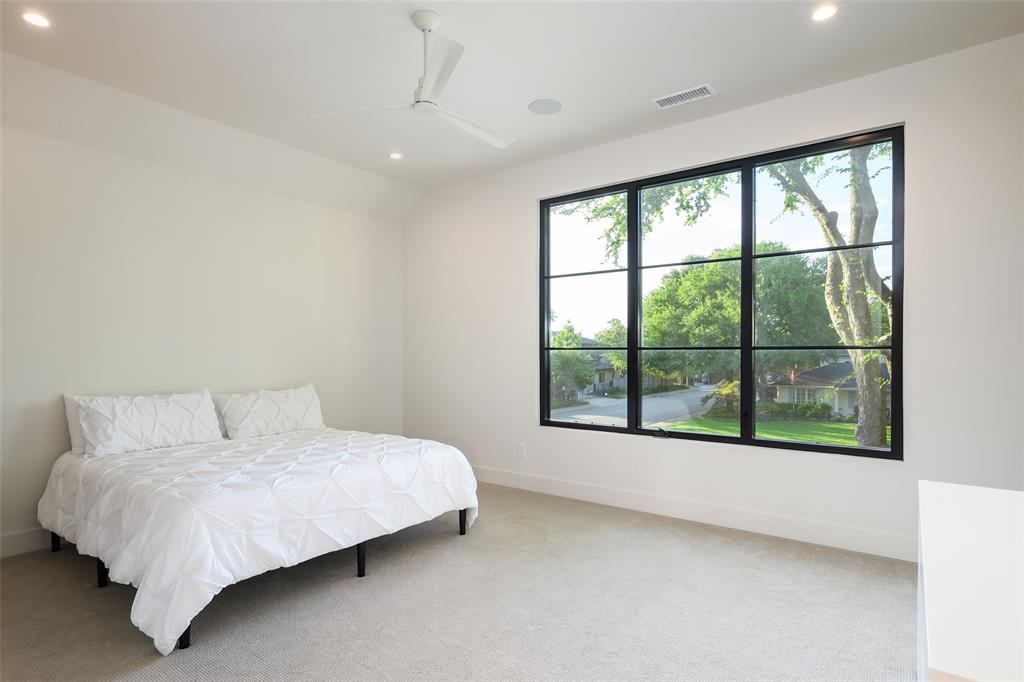 Jackson Heights 02 - Residential