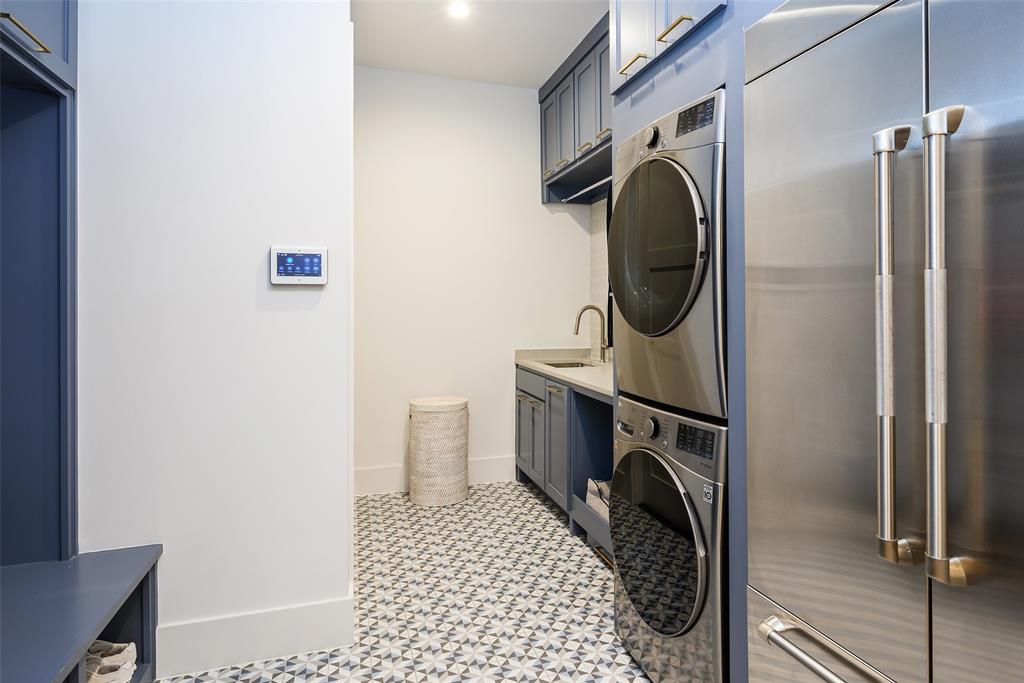 Jackson Heights 02 - Residential