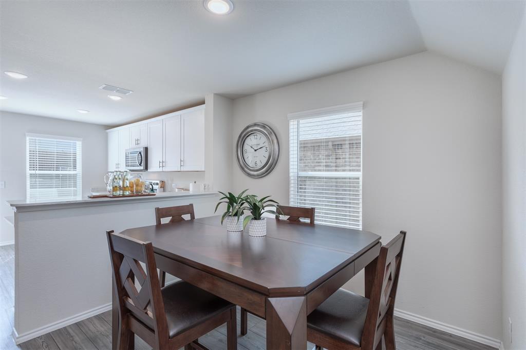 859 Table Rock Street