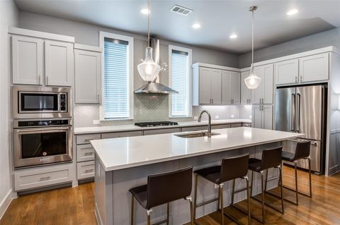4776 Asher Place Dallas TX 75204