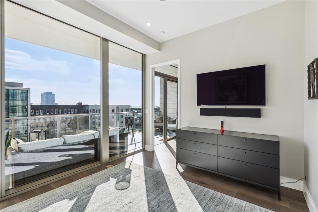 7901 Windrose Avenue 705