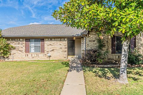 A home in Lewisville