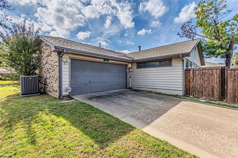 A home in Lewisville