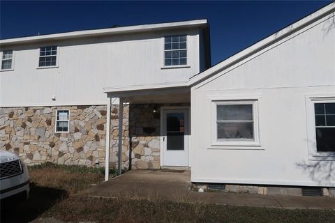 406 Denny Street B Howe TX 75459