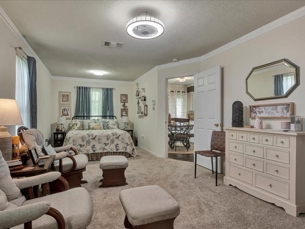 Four Seasons - Residential