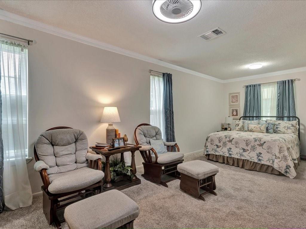 Four Seasons - Residential