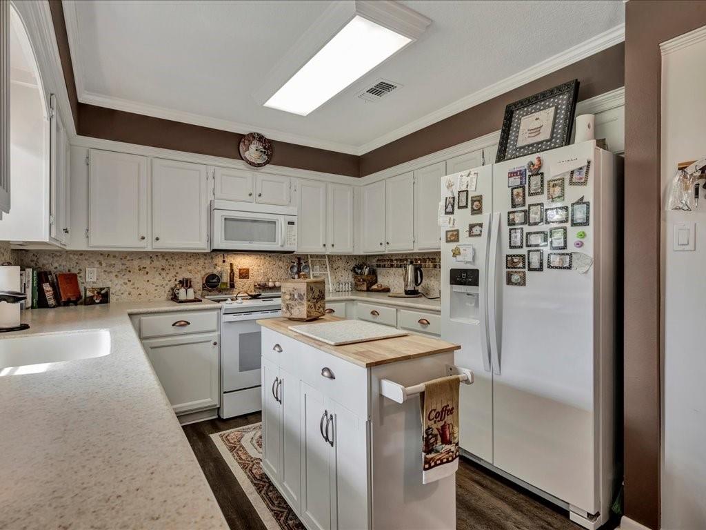 Four Seasons - Residential