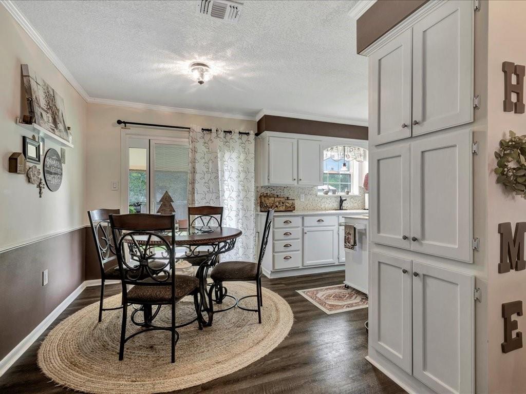 Four Seasons - Residential