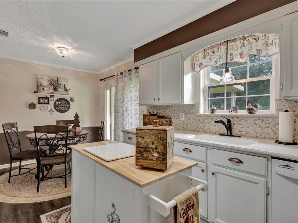 Four Seasons - Residential