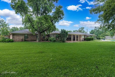 A home in Shreveport