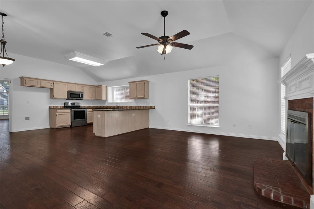 709 Bluffview Drive