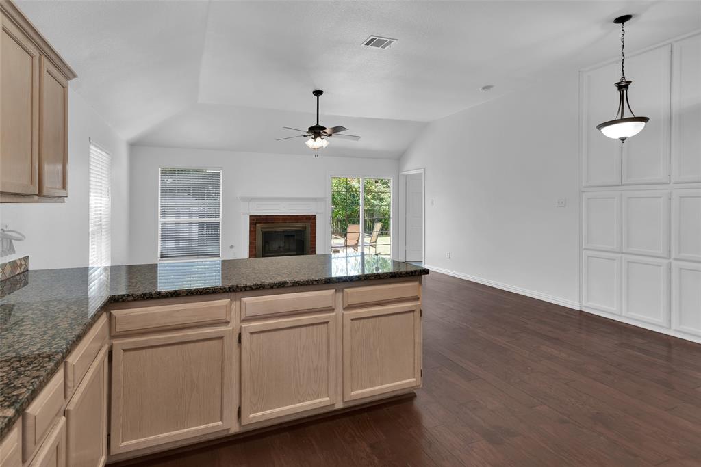 709 Bluffview Drive