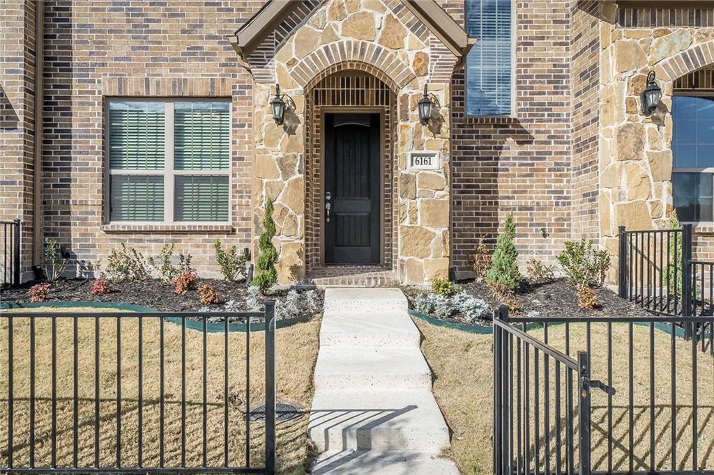 6161 Rainbow Valley Place