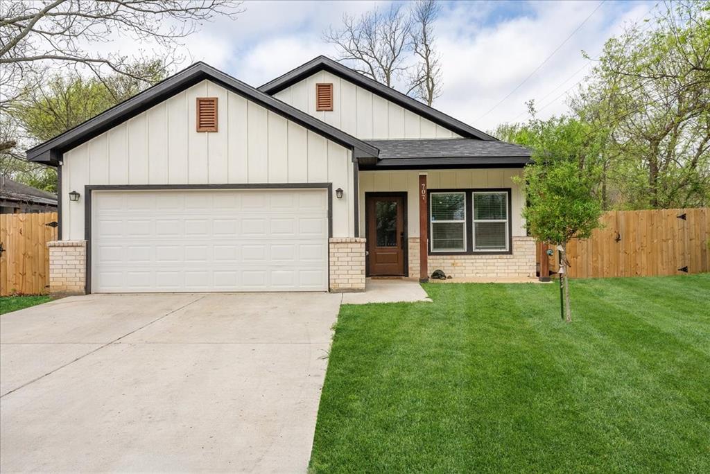 707 N Wilhite Street