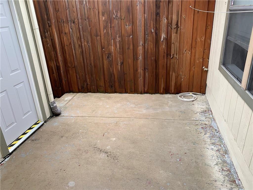 Town North Village Rev - Residential Lease