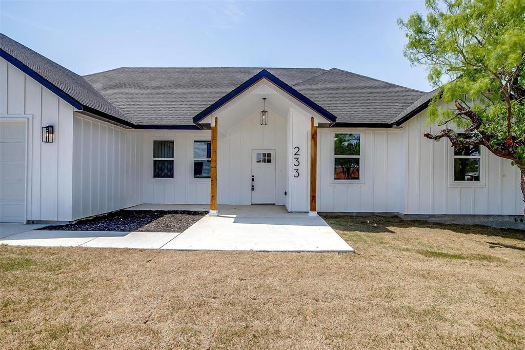233 Lakeshore Drive