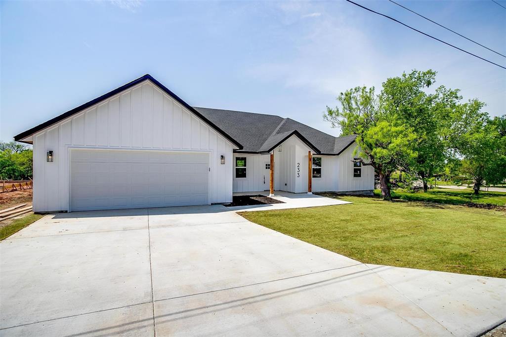 233 Lakeshore Drive