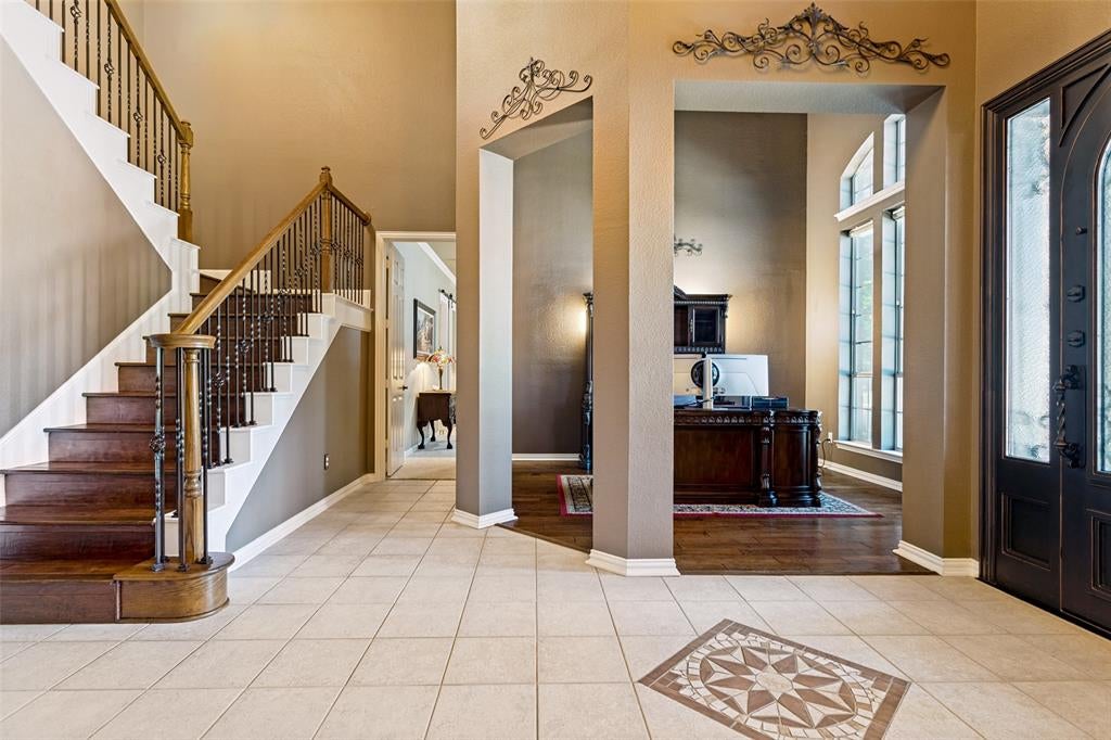 1814 Harvest Glen Drive