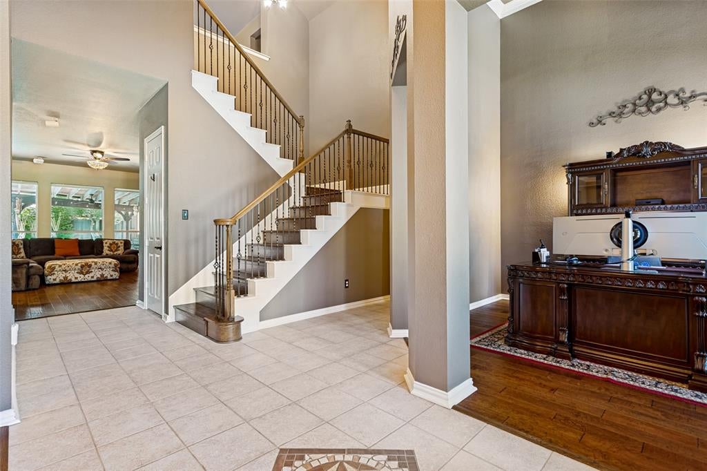 1814 Harvest Glen Drive