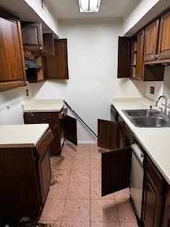 Cambridge Condos Ph 01 03 - Residential