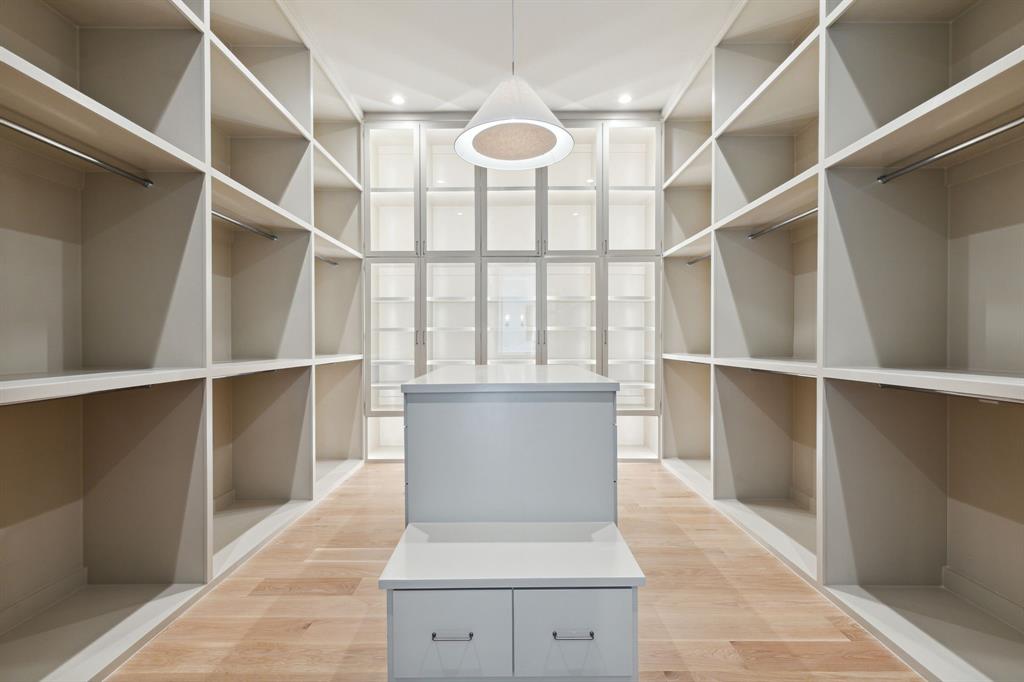 PRESTONWAY ESTATES - Residential