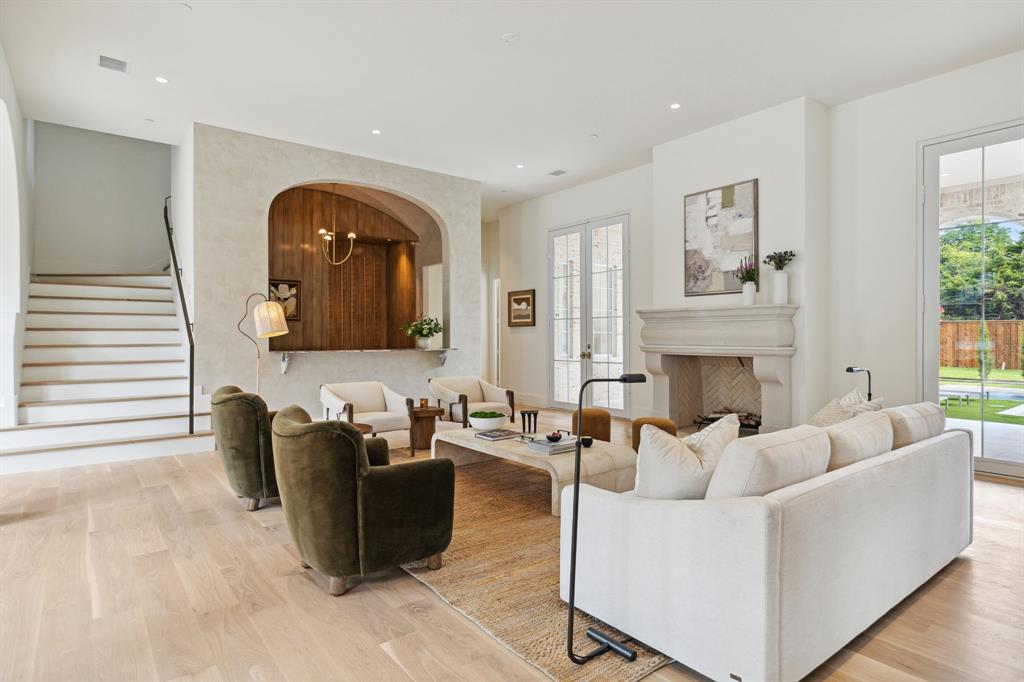 PRESTONWAY ESTATES - Residential