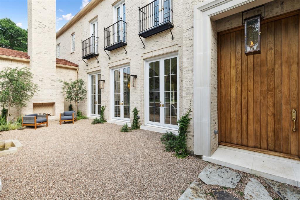 PRESTONWAY ESTATES - Residential