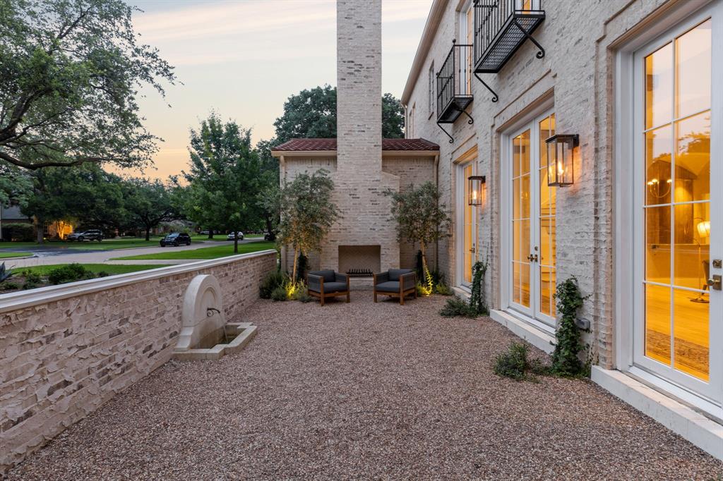 PRESTONWAY ESTATES - Residential