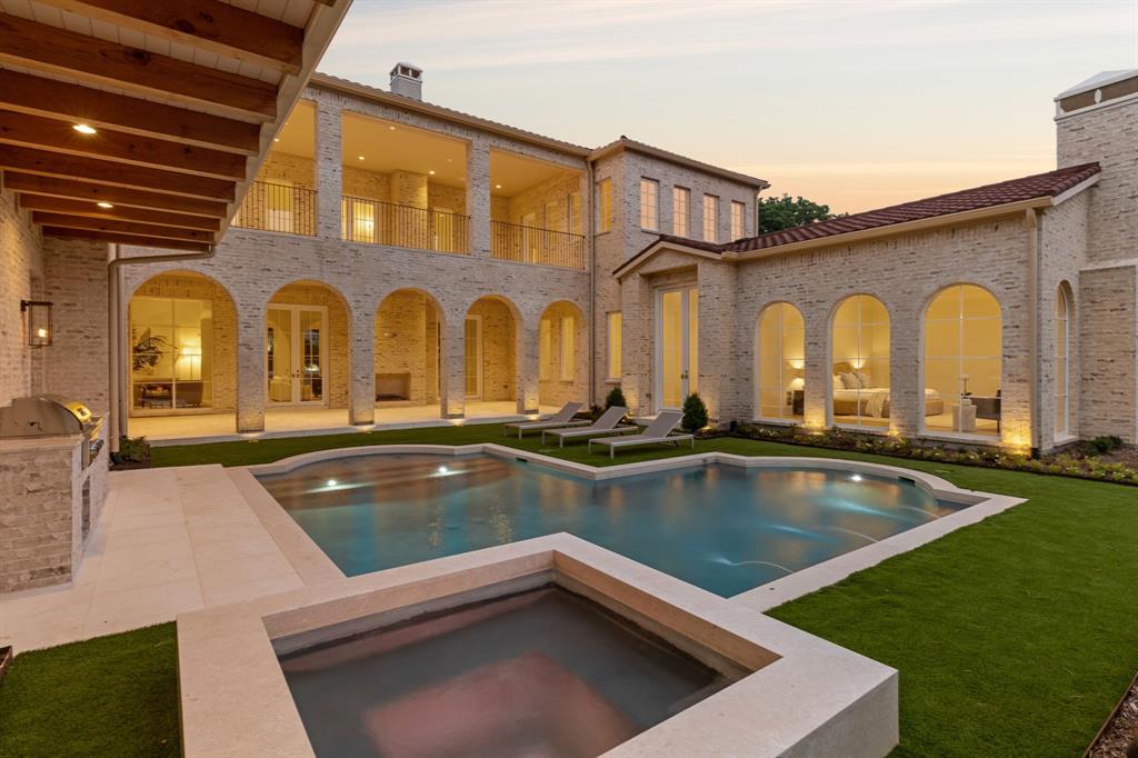 PRESTONWAY ESTATES - Residential