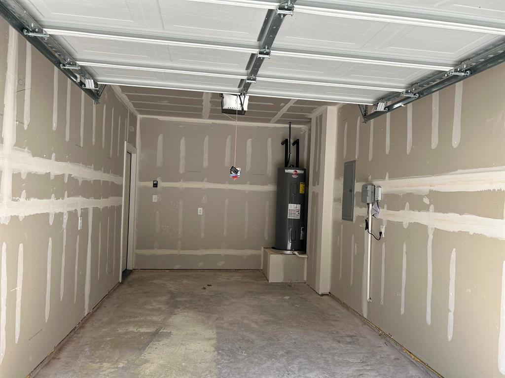 Reich Add - Residential Lease