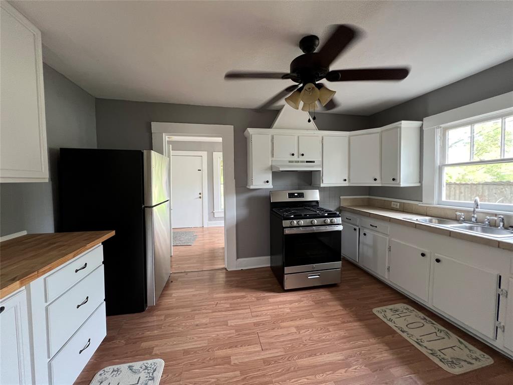 Simmons Place Sub - Residential Lease