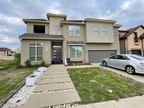 Photo of 2812 Almanzor Avenue, Irving, TX 75062 (MLS # 21204635)