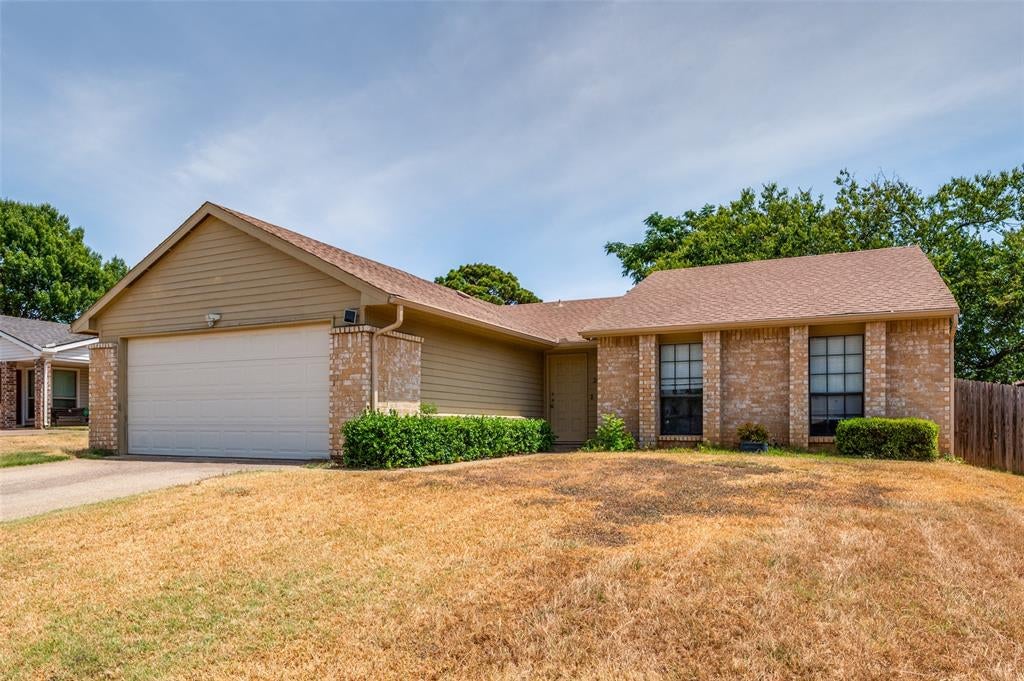 2602 Knoll Trail