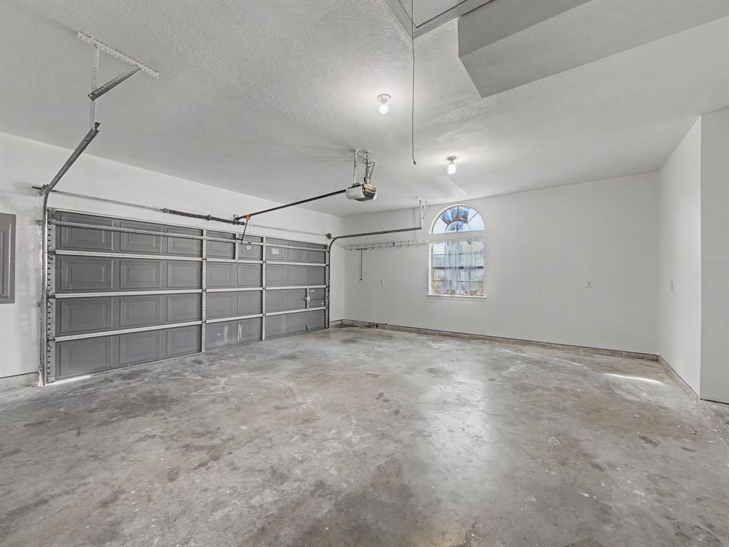 Country Creek Estates - Residential