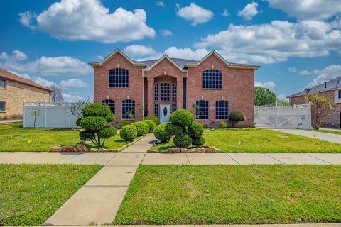 808 Sabona Drive DeSoto TX 75115
