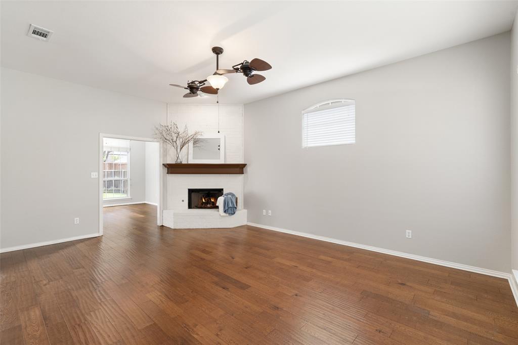 1104 Shadetree Lane