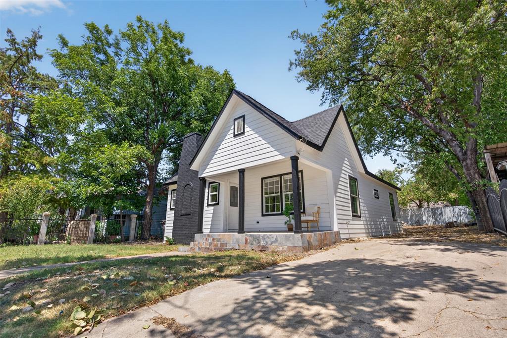 2825 Avenue I