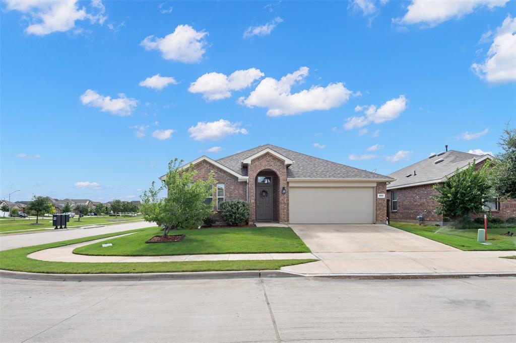 8901 Zubia Lane