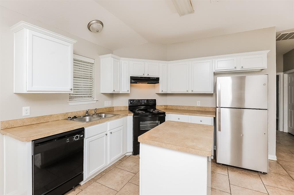 Windsor Park Sub - Residential Lease