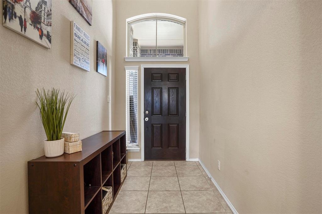 15604 Oak Pointe Drive
