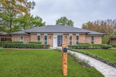 Photo of 1000 Sandpiper Drive, Denton, TX 76205 (MLS # 21126153)