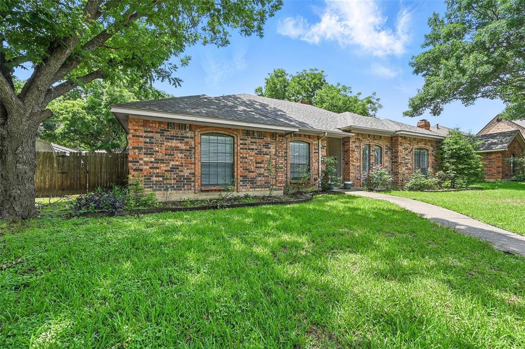 732 Heather Knoll Drive
