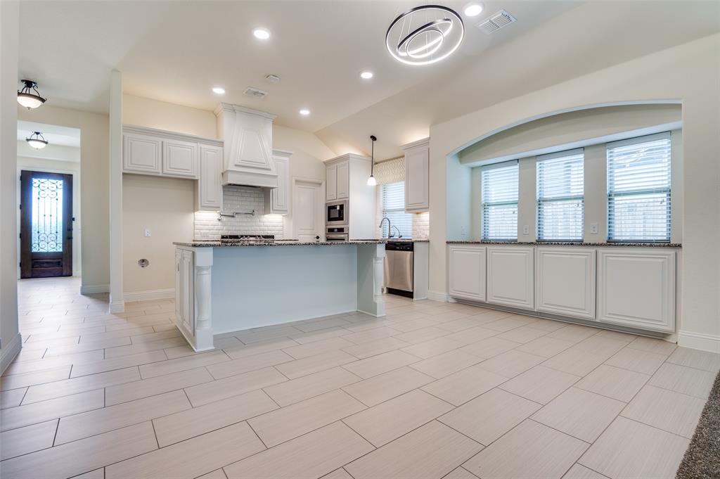7532 Lynnwood Drive