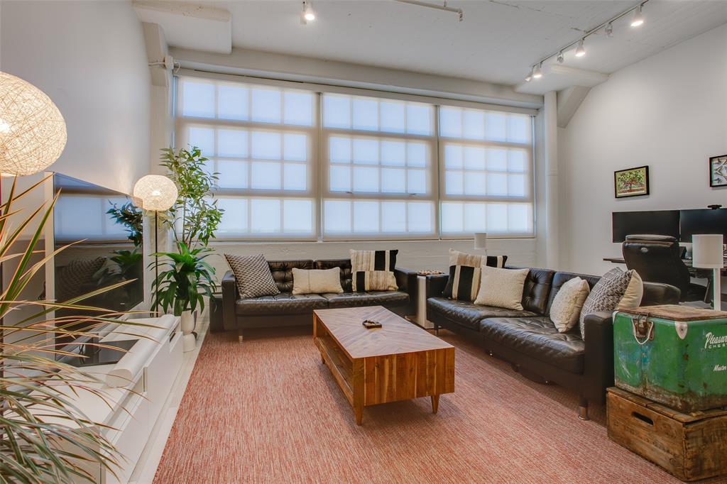 One Montgomery Plaza Residence Condo - Residential