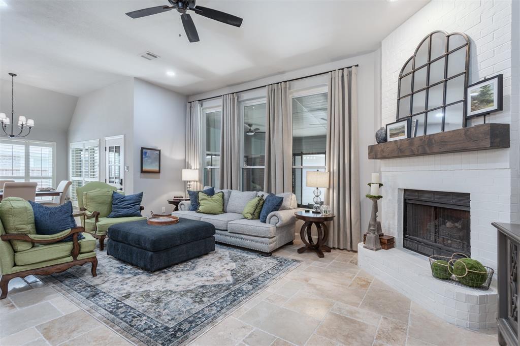 507 Clover Leaf Lane