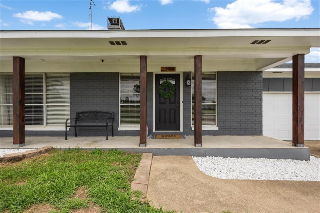 2300 Country Club Drive